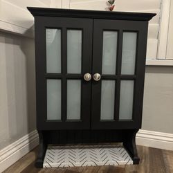 Bathroom Vanity $30
