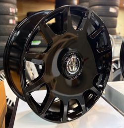 22 INCH MASSIV WHEELS WITH FLOATING CAPS 