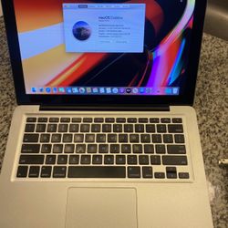  Apple MacBook Pro 13 Inch Screen 8gb Ram 256gb Hdd i5 Processor Works Great 