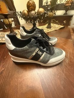 Michael Kors shoes size 10