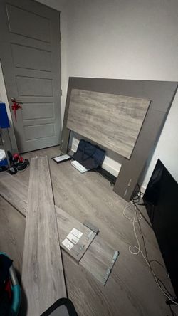 QUEEN EVELYN GREY WOOD BED -TUTTOMOBILI FRAME ONLY