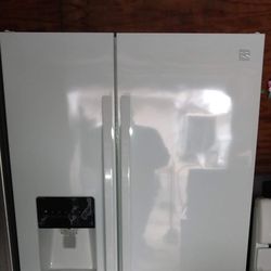 Kenmore White Refrigerator For $745