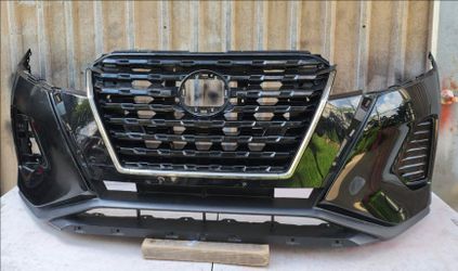 2021-2024 Nissan Kicks Front Bumper Cover OEM