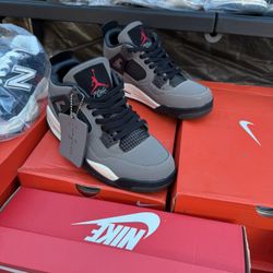 Size 7 Men’s Retro 4 Jordan Brand New