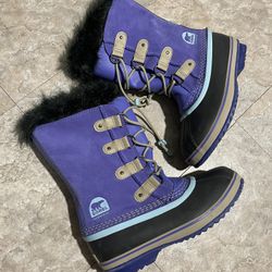 LIKE NEW 95% Sorel  Waterproof Winter Snow Boots Women Size 6  ( Runs Big / Feel Like 7)