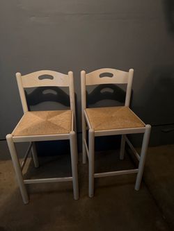 36 inches x 16 1/2 inches white chairs