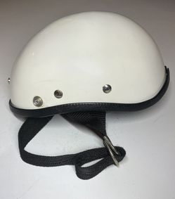 Adult size medium skid lid, flat helmet