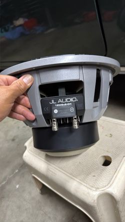 12” JL AUDIO W6