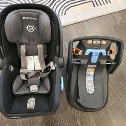 UPPAbaby Car Seat With Base