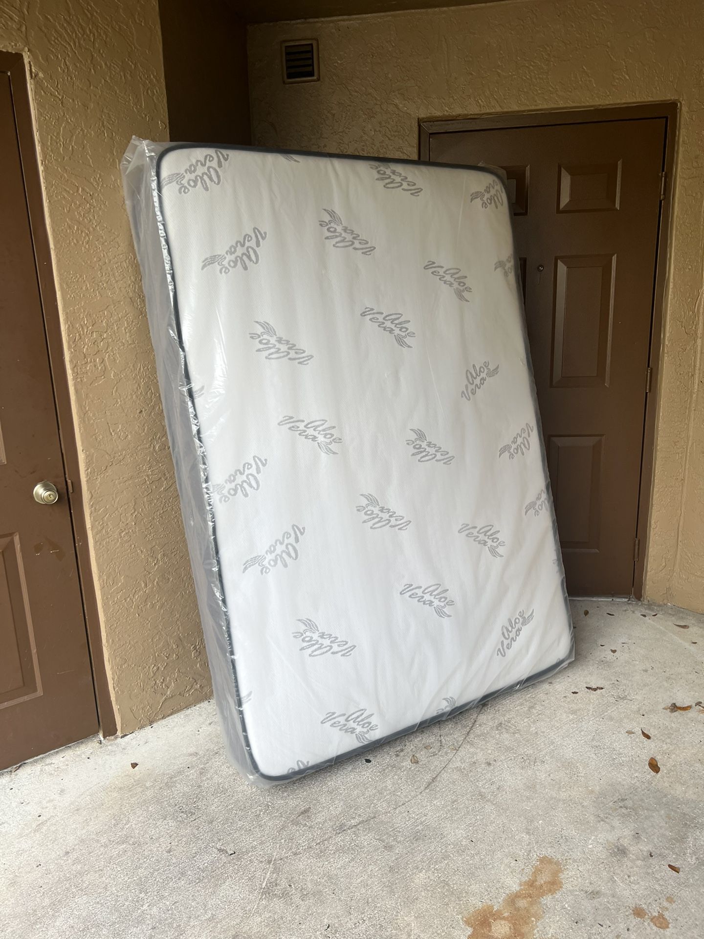 Mattresses: twin, full , queen regular , Colchon Nuevo Colchones plush or pillow top available cama bed mattress