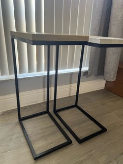 Pair of sofa tables