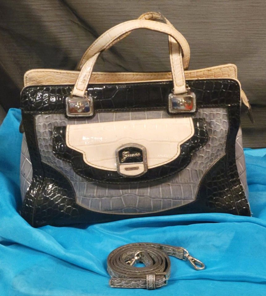 Guess Hand Bag