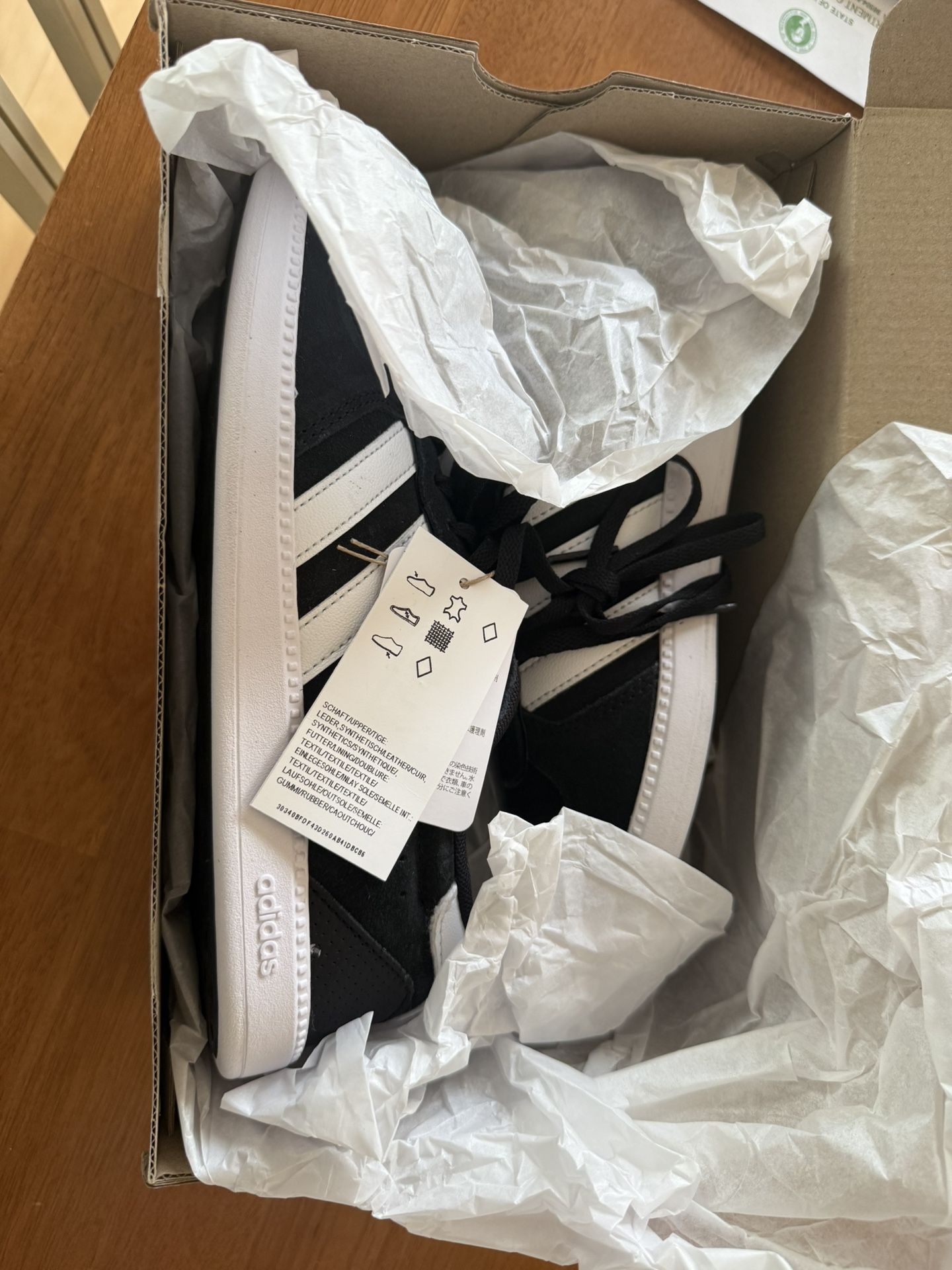 Adidas Women’s 6.5