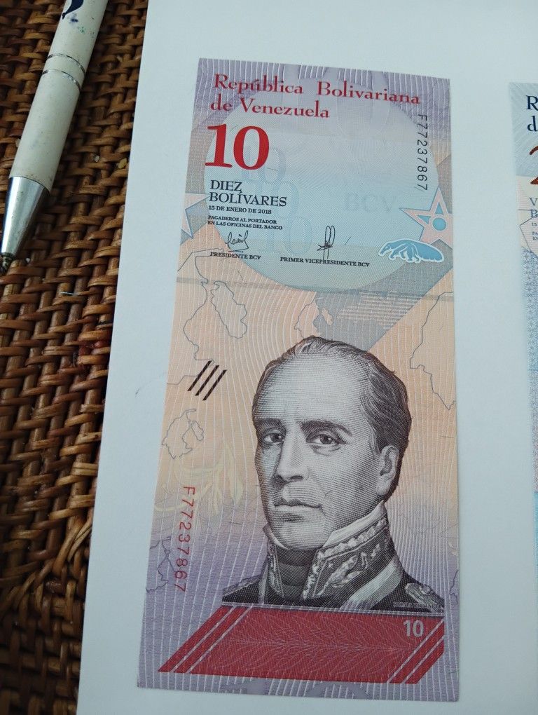 Lot Of (3) Banknotes - Venezuela