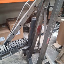 Pittsburgh 2 Ton Engine Hoist