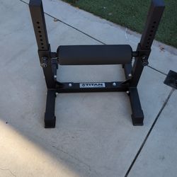 Single Leg Squat Roller - Titan Fitness