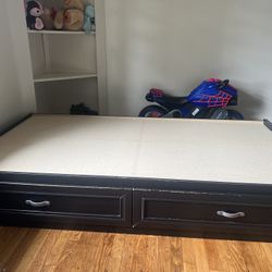 Twin Size Bed 