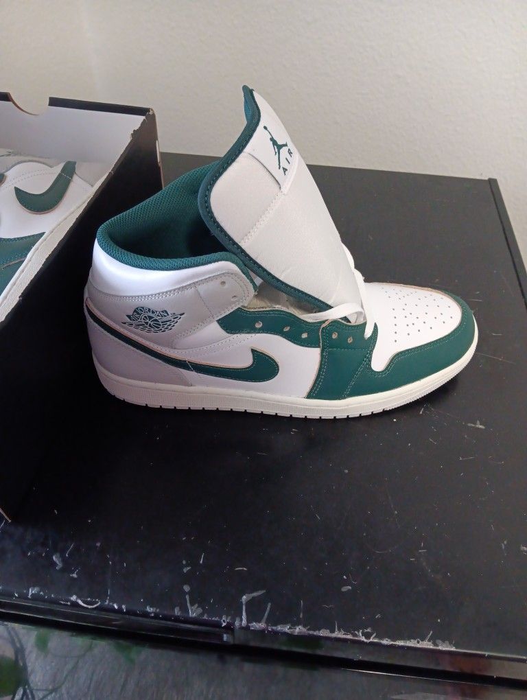 Air JORDAN 1 MID SE