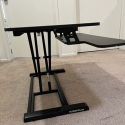 Flexispot standing desk converter - Excellent Condition