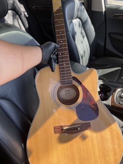 Yamaha electric guitar