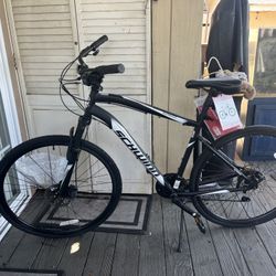 700c Glenwood Schwinn Bike
