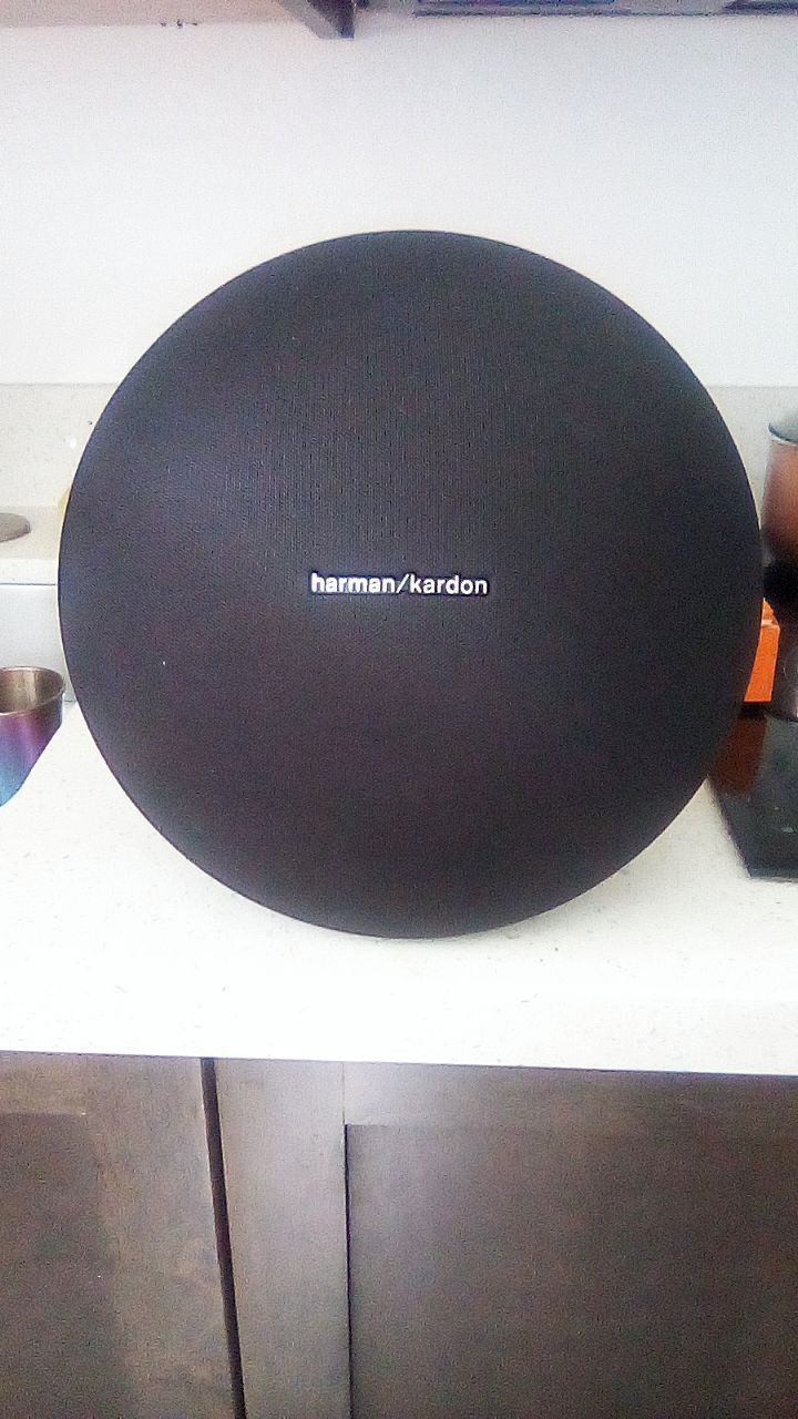 Harman Kardon Onyx Studio 4 Bluetooth Speaker 