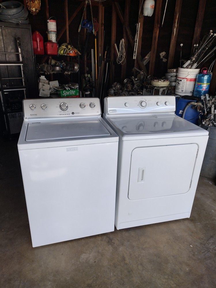 Washer And Gas Dryer 