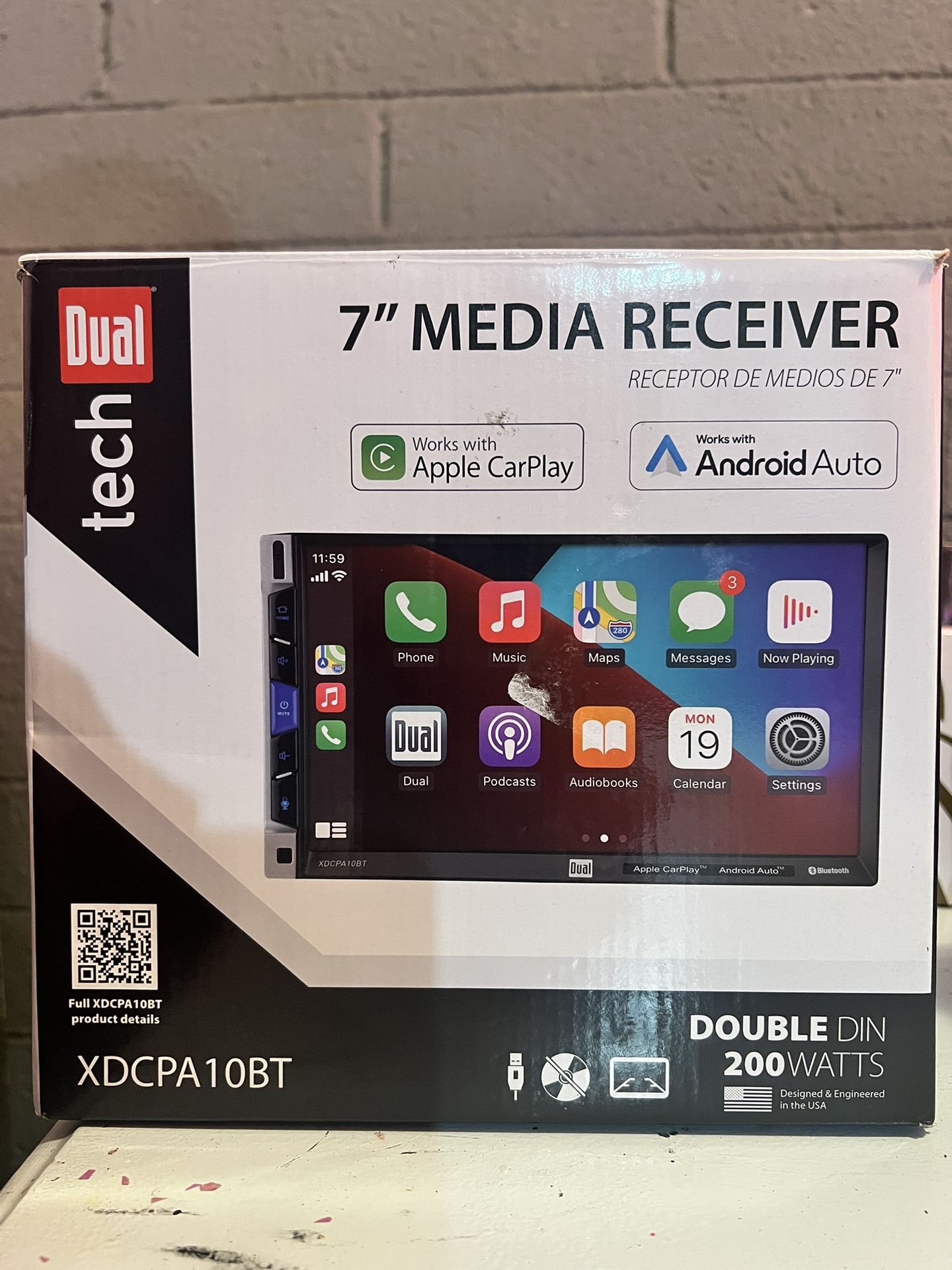 Dual Electronics 7” Touchscreen Stereo