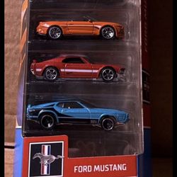 Hot Wheels Ford Mustang 5 Set