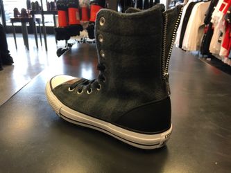 Converse All Star women's size 6 high top zipper back wool rich shoe