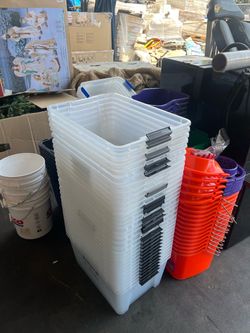 Clear Plastic Storage Bin Bottom