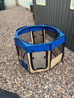 Dog play pen