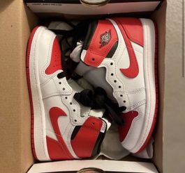 Air Jordan 1s SIZE 1 y Kids