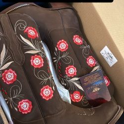 El General 1901 Boots Brown With Red Flowers