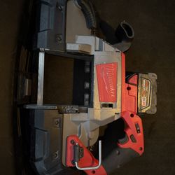 Band Saw With Battery 