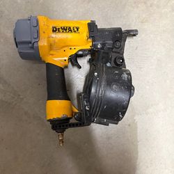 Dewalt coil 15 degree siding fencing nail gun pistola de clavos ( no es de roofing)