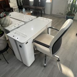 3 Chair And Table Set