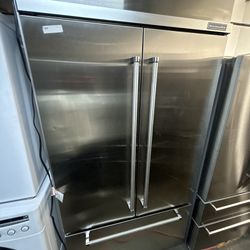 42” KitchenAid French Door Built-In Refrigerator | Platinum Interior + LED Lighting & Ice Maker | 2 YR WRRNTY !