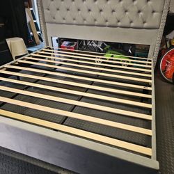 KING Upholstered Bed Frame – Like New