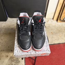 Jordan Bred 4s