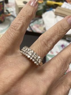 3 Row Of Diamonds  In A 14 Karat Gold Setting