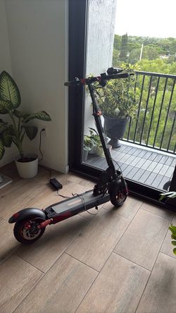 IENYRID M4 Electric Scooter Black and Red