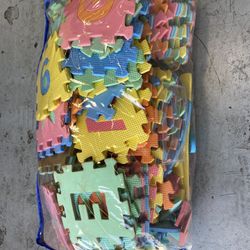 Foam Letters