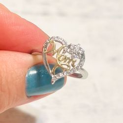 Ring for woman.  Size 7