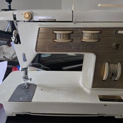 Vintage white and gold singer sears seeing machine model 801.811