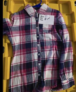 Girls Clothes . Several Pics To Scroll Through