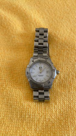 TAG heuer 200m watch