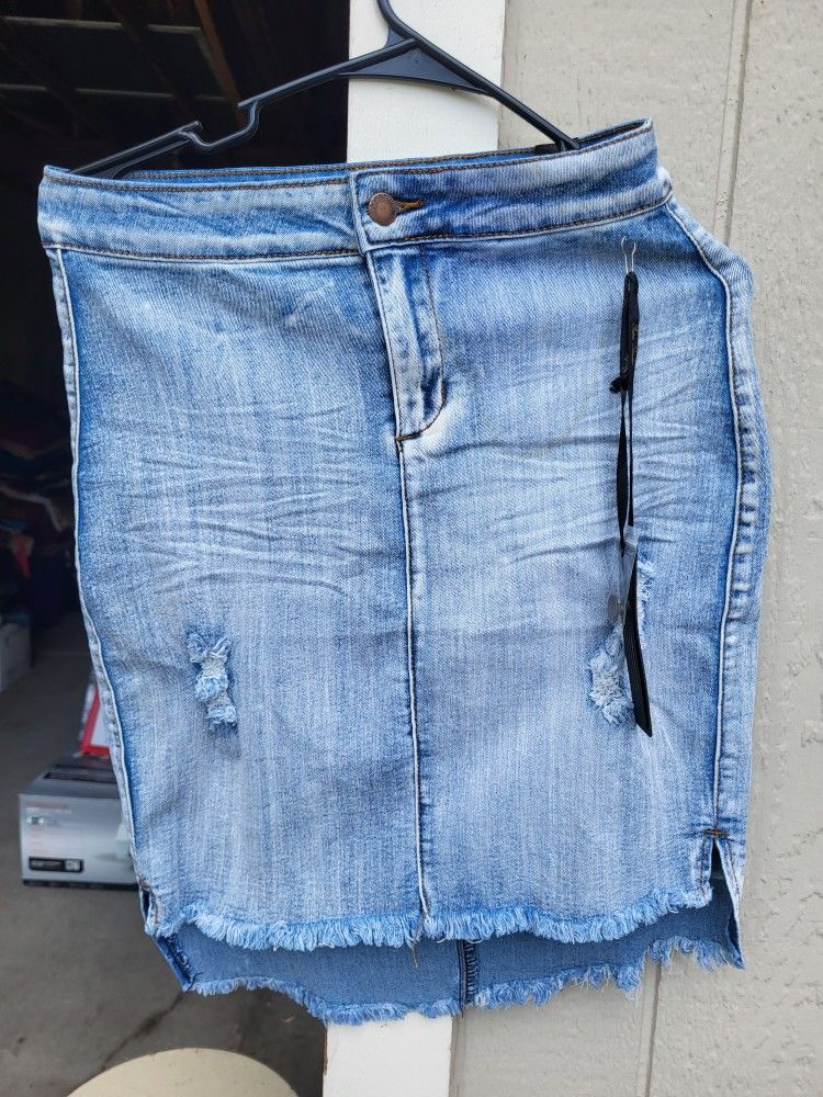 Skirt 28w×20L