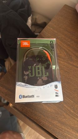 JBL Clip 4 - Portable Mini Bluetooth Speaker