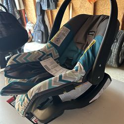 Evenflo Nurture 22 lbs Infant Car Seat, Chevron Blue